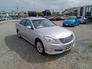 2010 TOYOTA CROWN