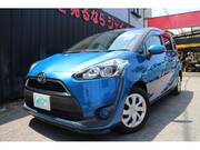 2016 TOYOTA SIENTA X