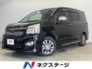 2013 TOYOTA VOXY
