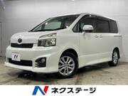 2010 TOYOTA VOXY