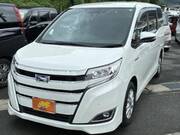 2020 TOYOTA NOAH