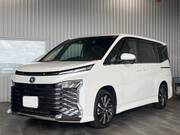 2022 TOYOTA VOXY