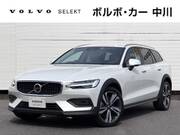 2020 VOLVO V60