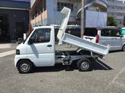 2011 NISSAN CLIPPER TRUCK