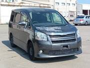 2007 TOYOTA NOAH