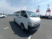 2007 TOYOTA HIACE VAN DX