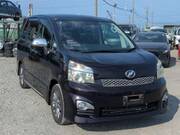 2013 TOYOTA VOXY
