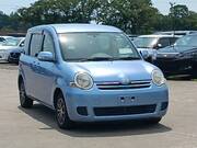 2012 TOYOTA SIENTA X