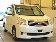 2011 TOYOTA NOAH X