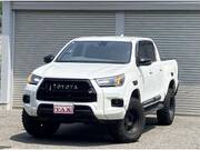 2024 TOYOTA HILUX
