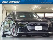 2021 AUDI S8