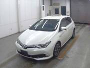 2016 TOYOTA AURIS