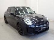 2021 BMW MINI