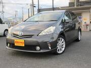 2011 TOYOTA PRIUS ALPHA