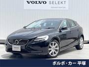2016 VOLVO V40