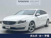 2017 VOLVO V60
