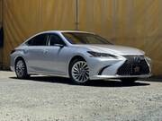 2019 LEXUS ES