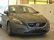 2015 VOLVO V40