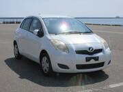 2008 TOYOTA VITZ F