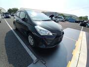 2018 TOYOTA VITZ F