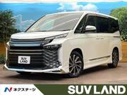2022 TOYOTA VOXY