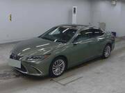 2019 LEXUS ES