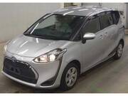 2022 TOYOTA SIENTA