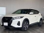 2021 NISSAN KICKS