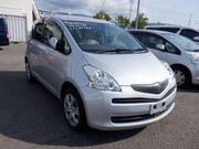 2010 TOYOTA RACTIS