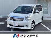 2012 TOYOTA NOAH