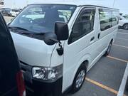 2019 TOYOTA HIACE VAN LONG DX