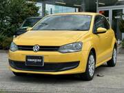2010 VOLKSWAGEN POLO
