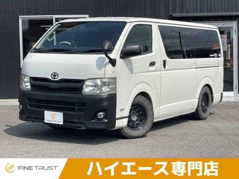 -HIACE VAN