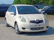 2005 TOYOTA VITZ F