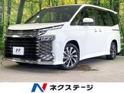 2022 TOYOTA VOXY