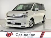 2011 TOYOTA VOXY