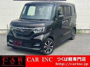 2017 HONDA N-BOX CUSTOM
