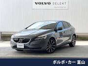 2018 VOLVO V40
