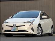 2017 TOYOTA PRIUS