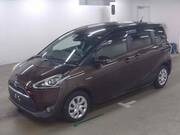 2017 TOYOTA SIENTA
