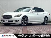 2011 NISSAN FUGA