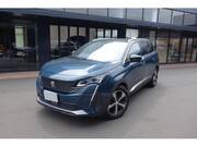 2022 PEUGEOT 5008