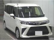 2022 TOYOTA ROOMY