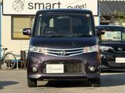2011 NISSAN ROOX