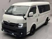 2020 TOYOTA HIACE VAN