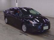 2017 TOYOTA PRIUS S