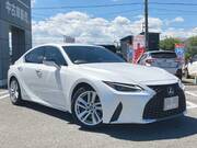 2023 LEXUS IS