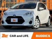 2015 TOYOTA AQUA