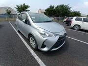 2018 TOYOTA VITZ U