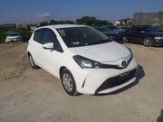 2014 TOYOTA VITZ F